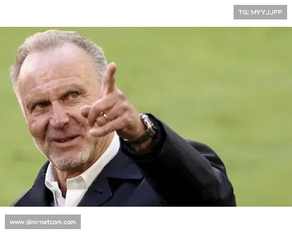 如何了解鲁梅尼格在拜仁的具体踢球位置与场上角色变化